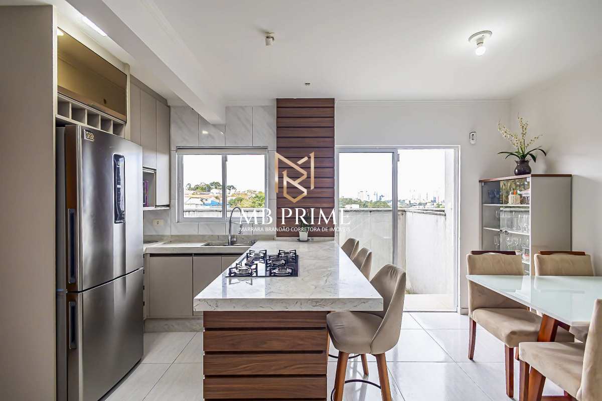 Triplex 3 quartos,1 suíte e 5 vagas de garagem , São Braz- Curitiba/PR - MB Prime Imóveis  Marrara Brandão Corretora de Imóveis